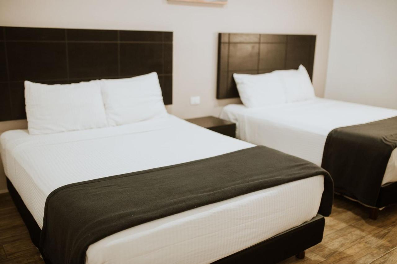 Hotel Capital Frontera Monclova Kültér fotó
